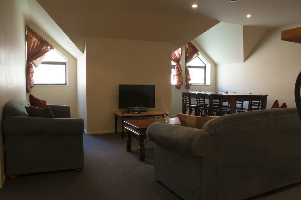 Cardrona Alpine Apartments Bagian luar foto